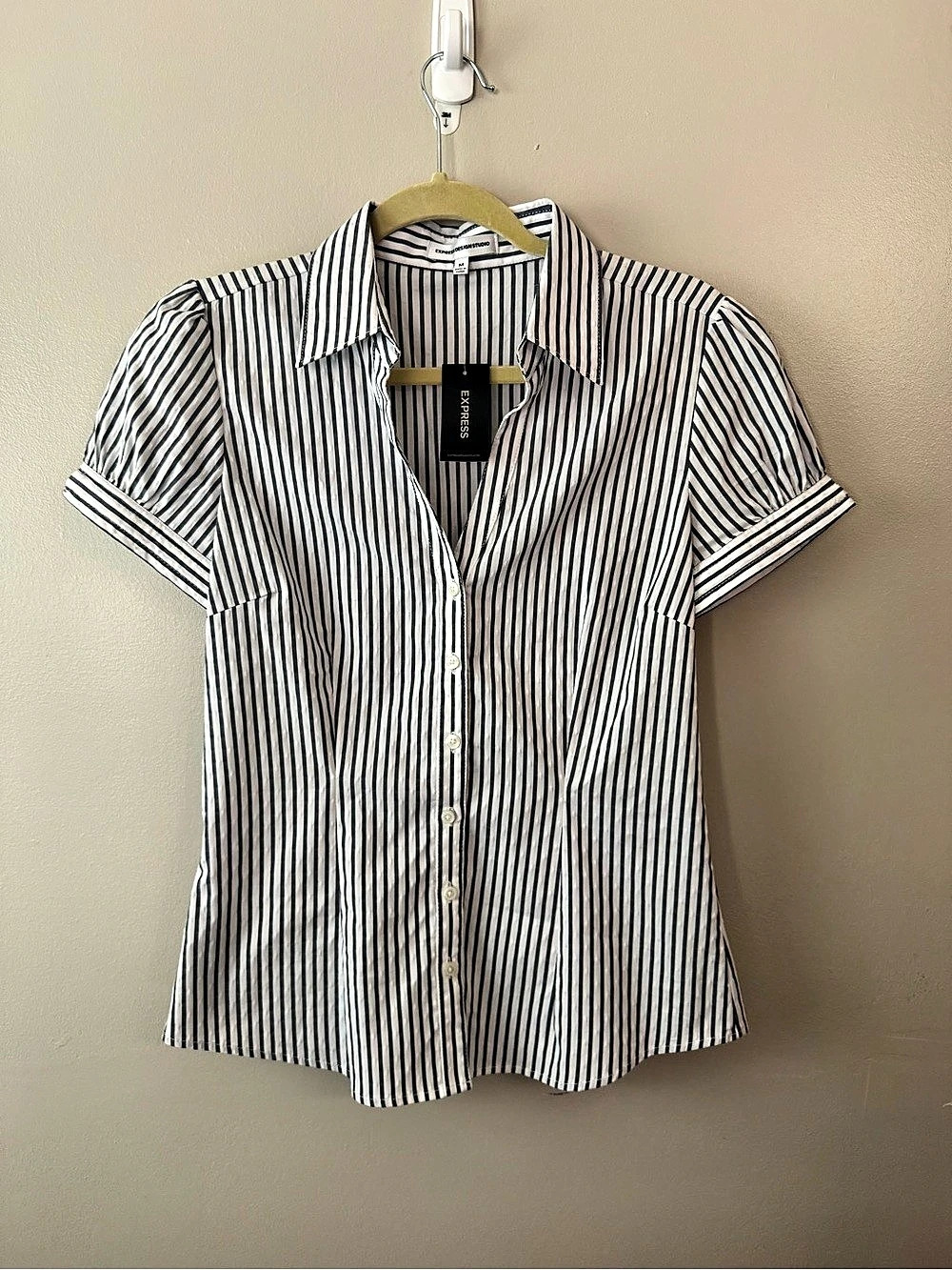 Express Striped Button Down Shirt Size Medium NWT